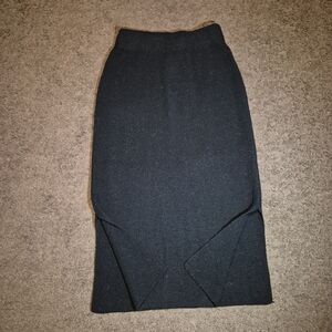 Elegant Black Knit Skirt